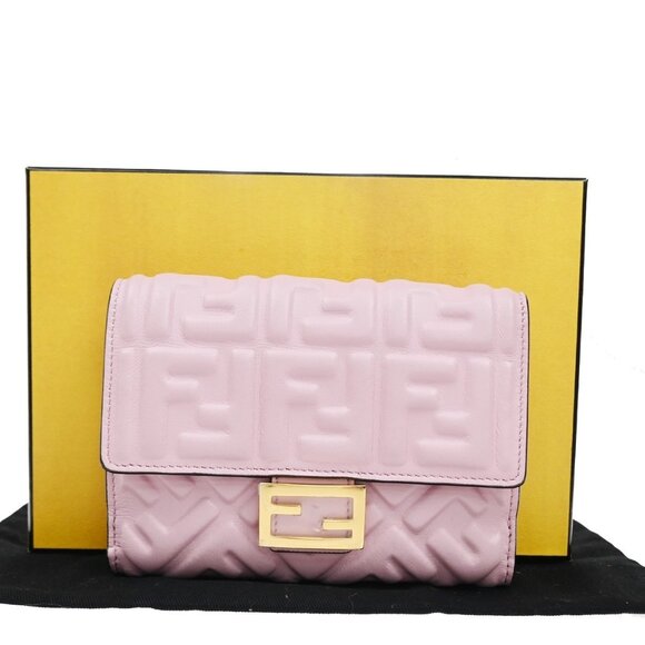 FENDI Logo Baguette Medium Bifold Wallet Purse Leather Pink GHW Italy - Picture 1 of 16